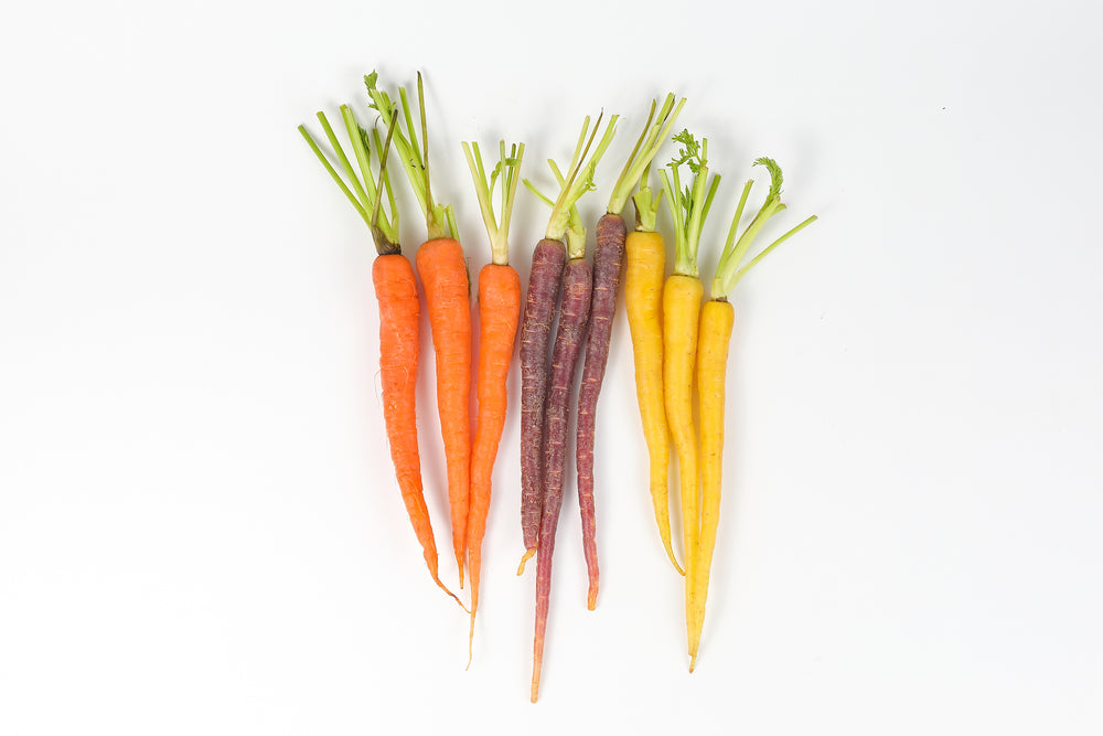 Carrots - (Mixed Color) Bunch - The Orchard Fruit
