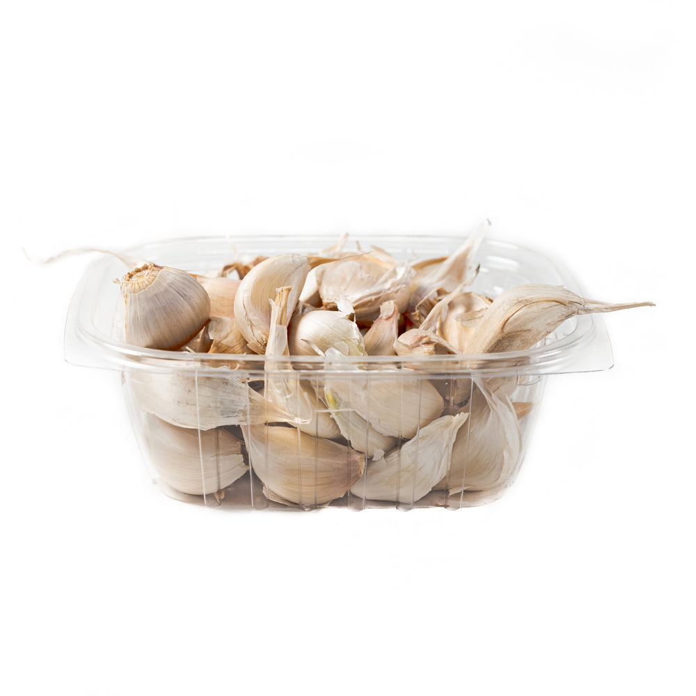
                  
                    Load image into Gallery viewer, Garlic - Open 12oz - The Orchard Fruit
                  
                